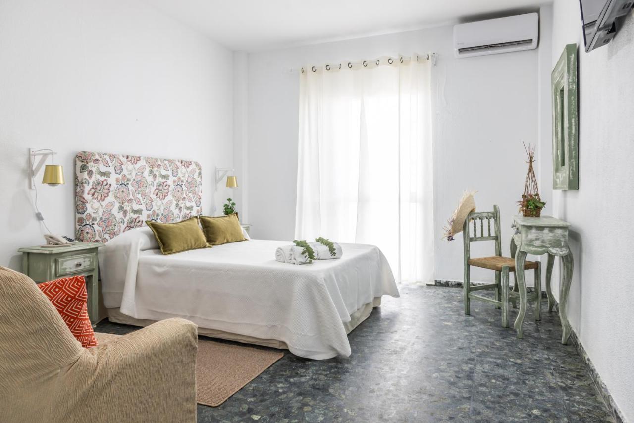 Hotel Marhava Conil De La Frontera Esterno foto