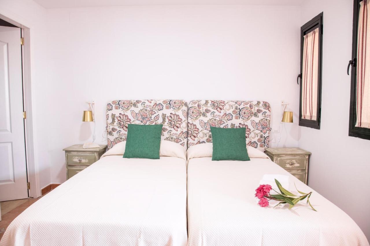 Hotel Marhava Conil De La Frontera Esterno foto